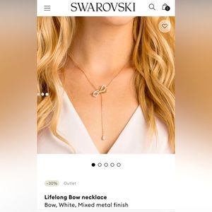 Swarovski lifelong bow necklace